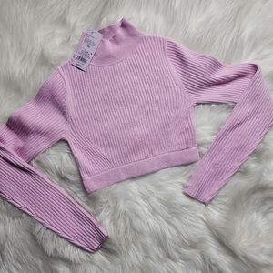 Pink long sleeve crop sweater sweatshirt XS NWT   target Wild Fable